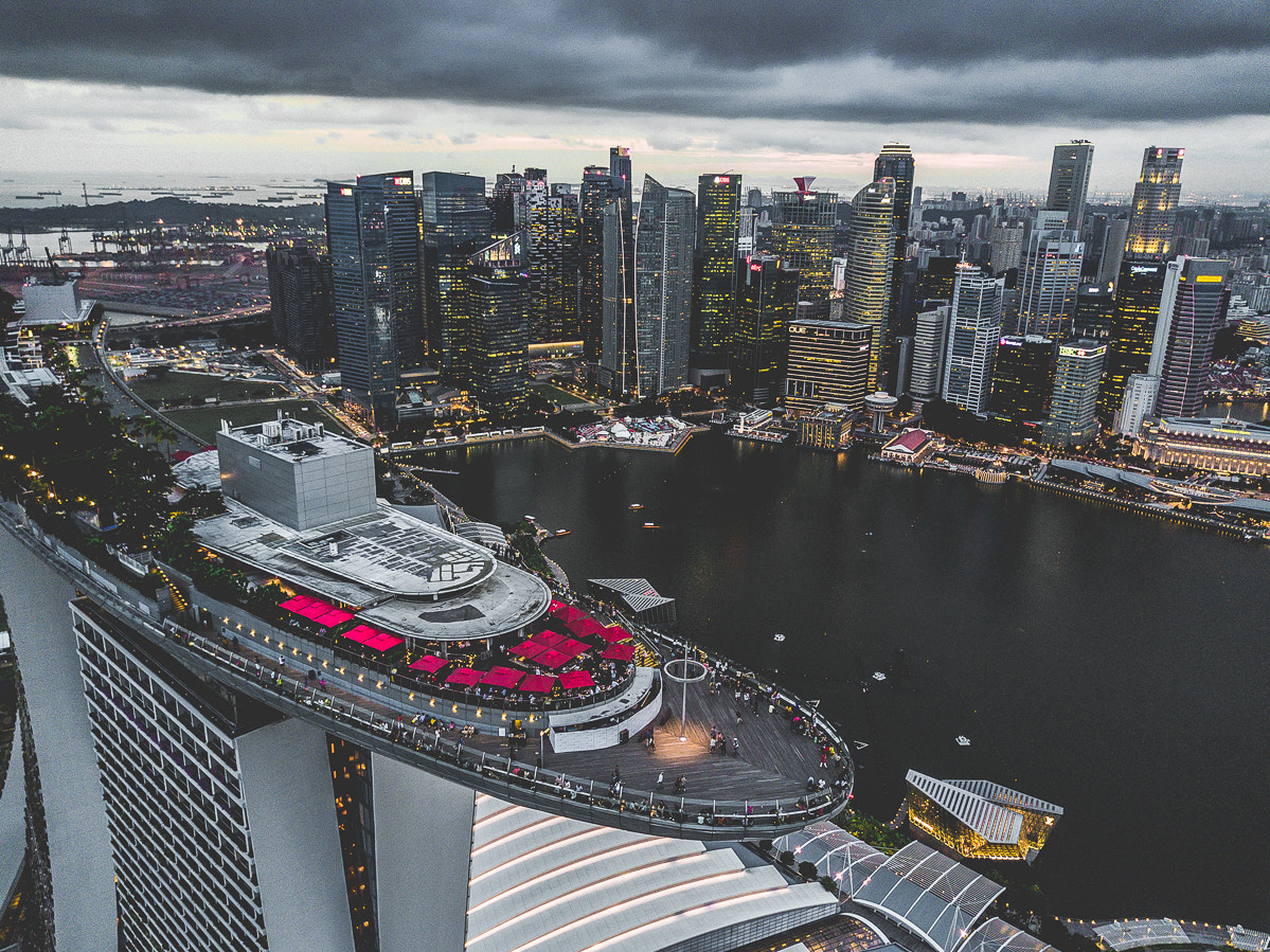 Marina Bay Sands and financial district skyline in Singapore at dusk