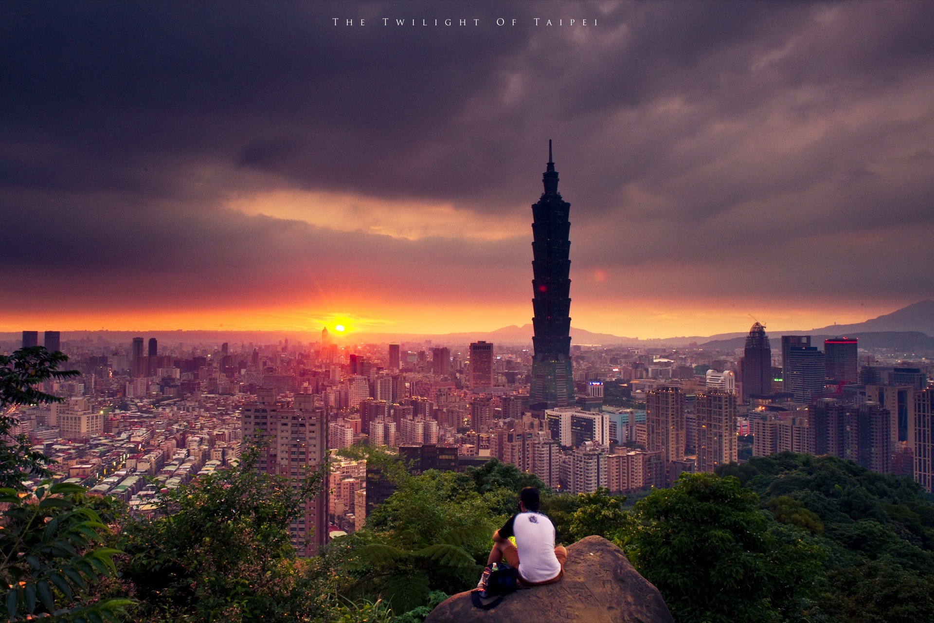 Taipei 101 and the bustling capital of Taiwan